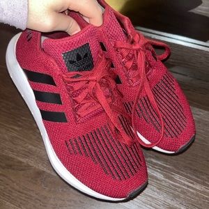 Adidas tennis shoes